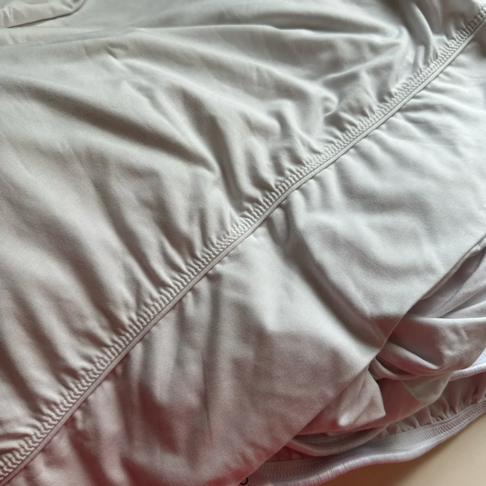 Crisp White Cotton Sheets for a Minimalist Look SPLIT KING